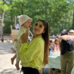 Yeliz Koc mit Tochter Snow